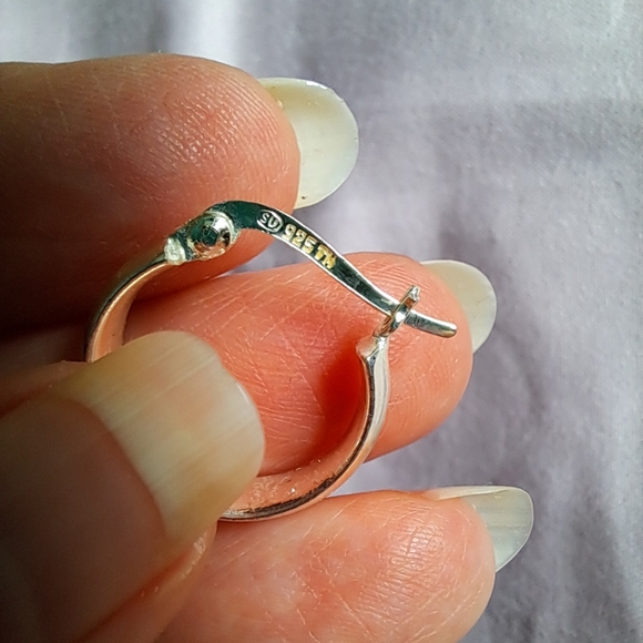 Sterling Silver Hallmarked 0.75" Hoop Roman & Sunstone Earrings from Macy's - Picture 6 of 7